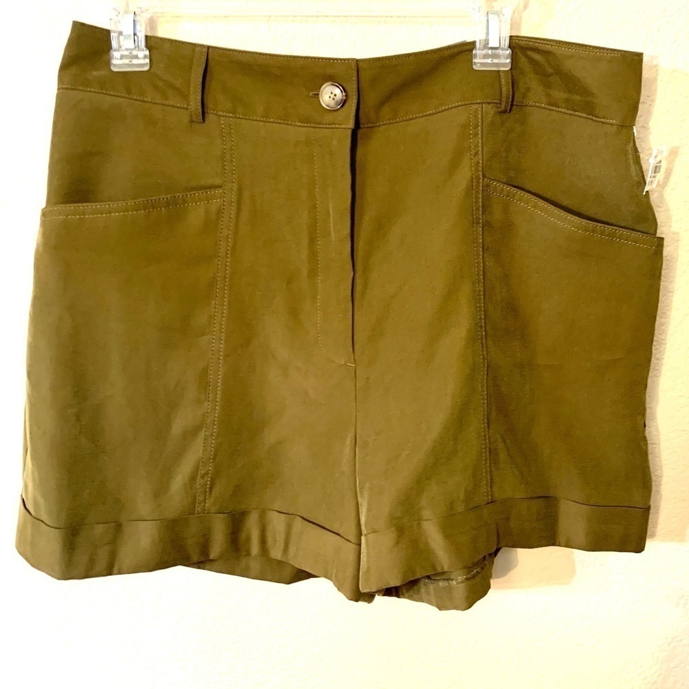 Sale! NWT Worthington Shorts Sz 14P Olive Green Soft Rayon Lightw Pockets Zip-Up